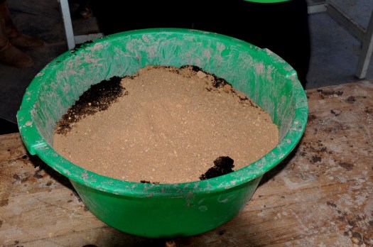 A composição inicial: argila + turfa